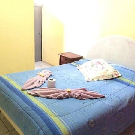 Hostal Rozal Spa Hospicio Ікіке Екстер'єр фото