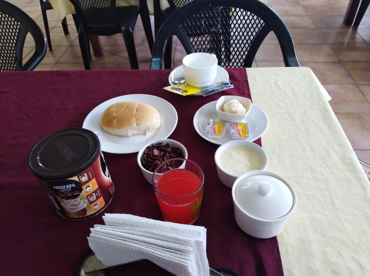 Hostal Rozal Spa Hospicio Ікіке Екстер'єр фото